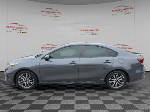 More photos of 2022 Kia Forte GT-Line at Glass Capital CDJR, IN