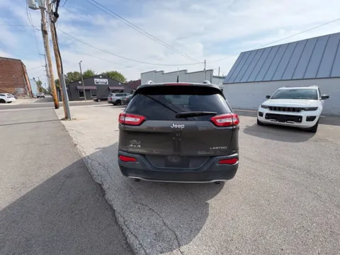 More photos of 2014 Jeep Cherokee Limited at Glass Capital CDJR, IN
