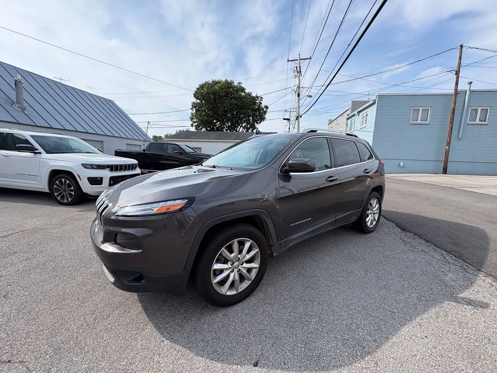 Gray 2014 Jeep Cherokee Limited for sale in Dunkirk, IN