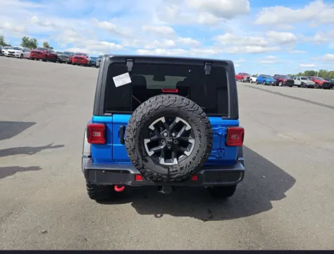 More photos of 2025 Jeep Wrangler Rubicon at Glass Capital CDJR, IN