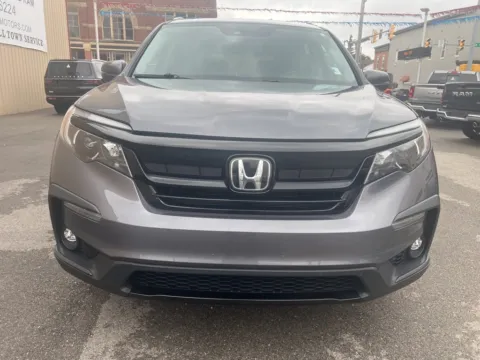 More photos of 2022 Honda Pilot Special Edition at Glass Capital CDJR, IN