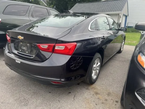More photos of 2022 Chevrolet Malibu LS at Glass Capital CDJR, IN