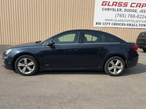 More photos of 2016 Chevrolet Cruze Limited 2LT at Glass Capital CDJR, IN