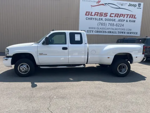 More photos of 2006 GMC Sierra 3500 SLE2 at Glass Capital CDJR, IN
