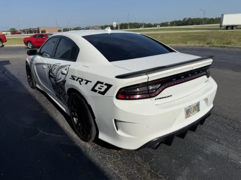 More photos of 2018 Dodge Charger R/T Scat Pack at Glass Capital CDJR, IN