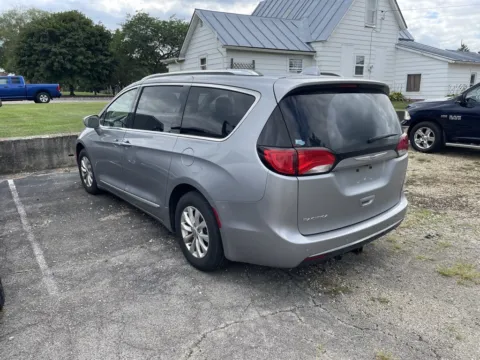 Photos of 2020 Chrysler Pacifica Touring L for sale in Dunkirk, IN at Glass Capital CDJR