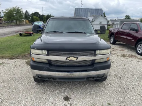 Photos of 2001 Chevrolet Silverado 2500HD LS for sale in Dunkirk, IN at Glass Capital CDJR