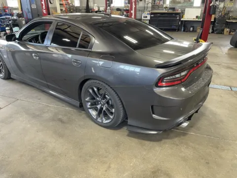 More photos of 2022 Dodge Charger R/T Scat Pack at Glass Capital CDJR, IN