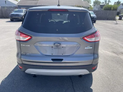 More photos of 2014 Ford Escape SE at Glass Capital CDJR, IN