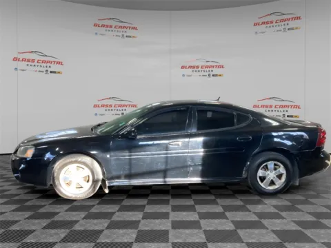 More photos of 2007 Pontiac Grand Prix at Glass Capital CDJR, IN