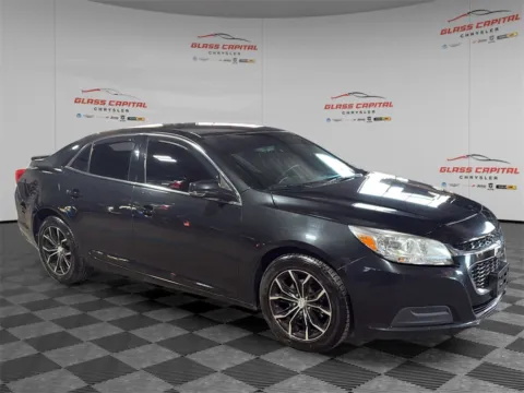 Black 2015 Chevrolet Malibu LT for sale in Dunkirk, IN