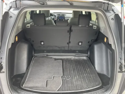 More photos of 2018 Honda CR-V EX at Glass Capital CDJR, IN