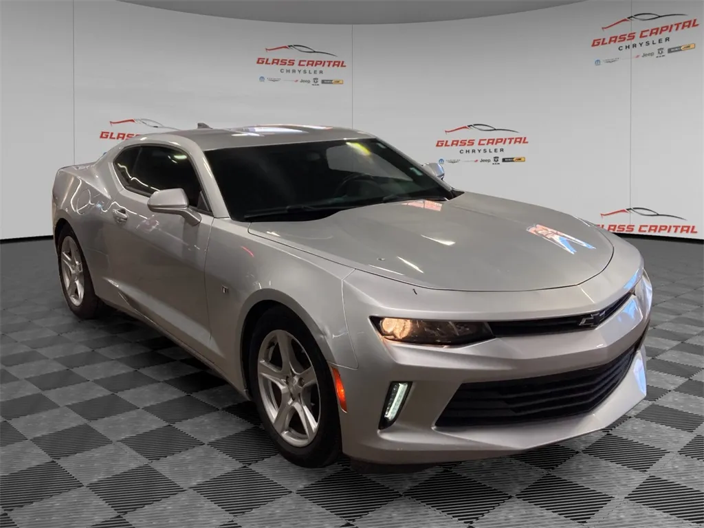 Silver 2018 Chevrolet Camaro 1LT for sale in Dunkirk, IN
