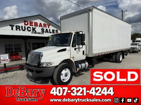 White 2018 International DuraStar 4300 for sale in Sanford, FL