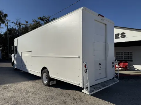 More photos of 2016 Freightliner MT55 Chassis at DeBary Truck Sales, FL
