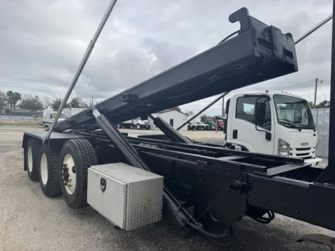 Another view of 2015 Freightliner 108 SD for sale in Sanford, FL at DeBary Truck Sales