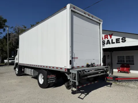 More photos of 2018 Isuzu FTR at DeBary Truck Sales, FL