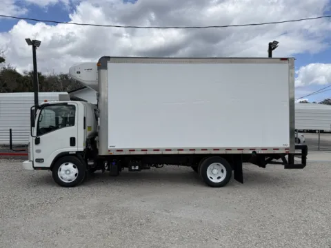 More photos of 2018 Isuzu NPR at DeBary Truck Sales, FL