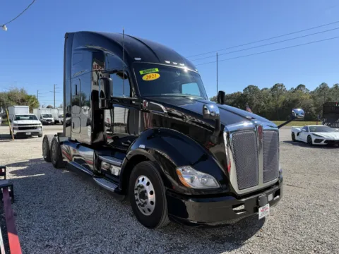 Another view of 2021 Kenworth T680 for sale in Sanford, FL at DeBary Truck Sales