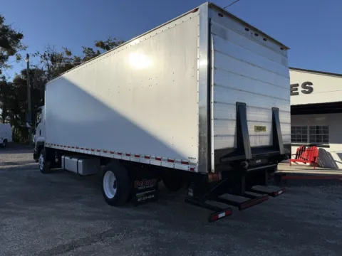 More photos of 2020 Isuzu FTR at DeBary Truck Sales, FL