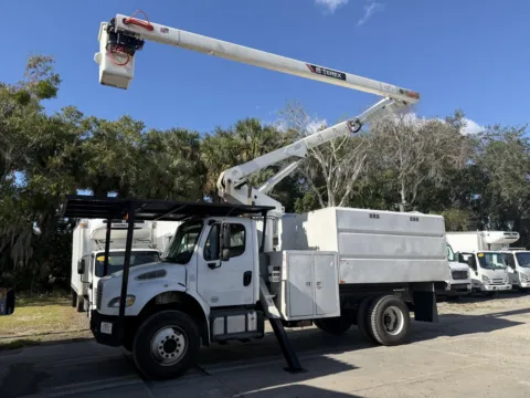 White 2017 Freightliner M2 106 for sale in Sanford, FL
