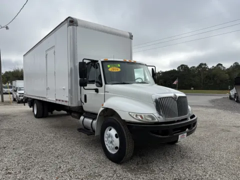 More photos of 2016 International DuraStar 4300 at DeBary Truck Sales, FL