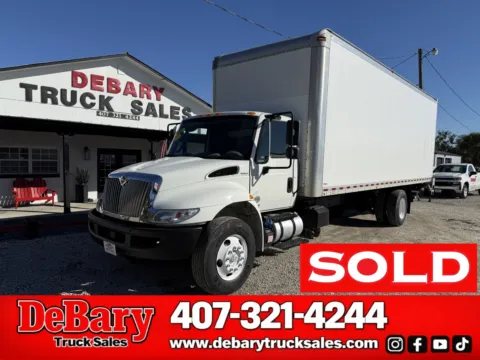 White 2019 International DuraStar 4300 for sale in Sanford, FL