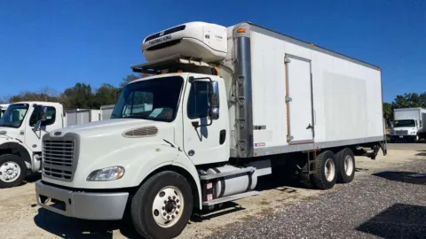 White 2015 Freightliner M2 112 for sale in Sanford, FL