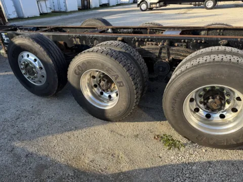 More photos of 2018 Mack Granite at DeBary Truck Sales, FL