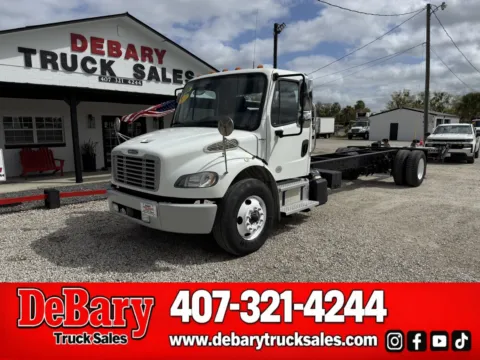 White 2018 Freightliner M2 106 for sale in Sanford, FL