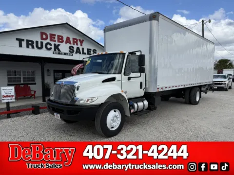 White 2018 International DuraStar 4300 for sale in Sanford, FL