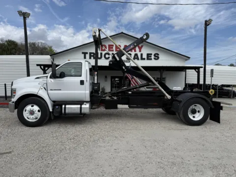 More photos of 2022 Ford F-750 Super Duty at DeBary Truck Sales, FL