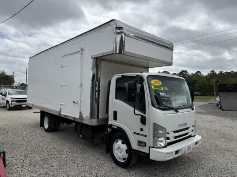 Another view of 2020 Isuzu NRR for sale in Sanford, FL at DeBary Truck Sales