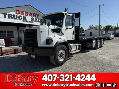 White 2015 Freightliner 108 SD for sale in Sanford, FL