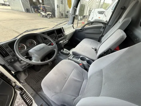 More photos of 2019 Chevrolet 4500 at DeBary Truck Sales, FL