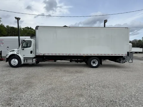 More photos of 2020 FREIGHTLINER M2 BUSINESS CLASS at DeBary Truck Sales, FL