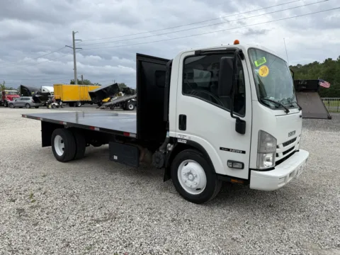 Another view of 2019 Isuzu NRR for sale in Sanford, FL at DeBary Truck Sales