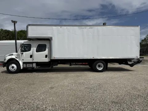 More photos of 2018 Freightliner M2 106 at DeBary Truck Sales, FL