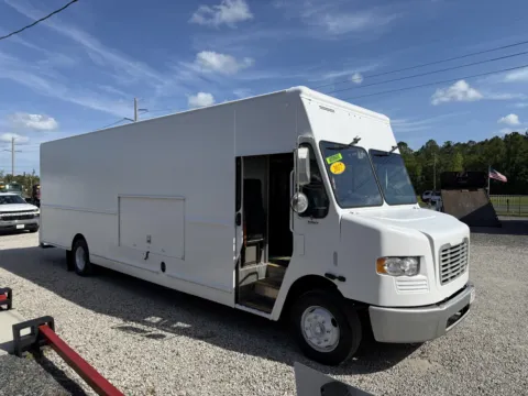 Another view of 2017 Freightliner MT55 Chassis for sale in Sanford, FL at DeBary Truck Sales