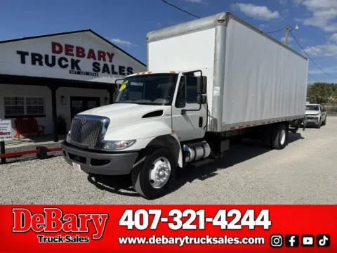 White 2018 International DuraStar 4300 for sale in Sanford, FL