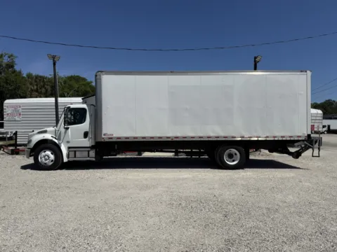 More photos of 2018 Freightliner M2 106 at DeBary Truck Sales, FL