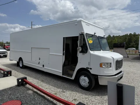 Another view of 2017 Freightliner MT55 Chassis for sale in Sanford, FL at DeBary Truck Sales