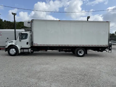 More photos of 2018 Freightliner M2 106 at DeBary Truck Sales, FL