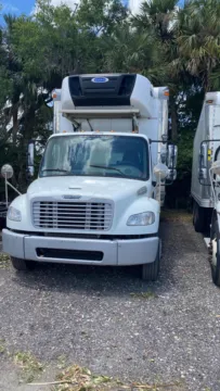 White 2018 Freightliner M2 106 for sale in Sanford, FL