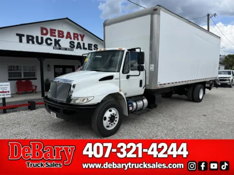 White 2017 International DuraStar 4300 for sale in Sanford, FL
