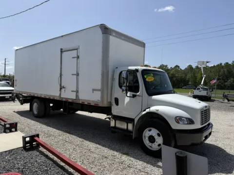 More photos of 2019 Freightliner M2 106 at DeBary Truck Sales, FL