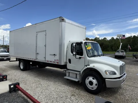 More photos of 2019 Freightliner M2 106 at DeBary Truck Sales, FL