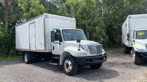 2019 International DuraStar 4300 for sale in Sanford, FL