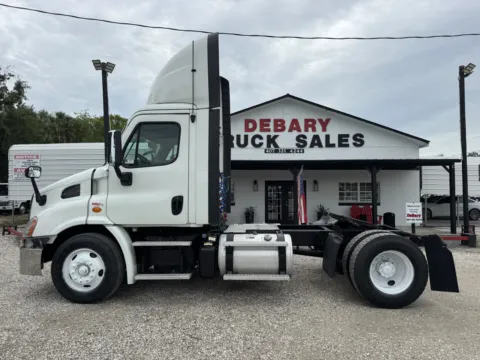 Photos of 2018 Freightliner Cascadia for sale in Sanford, FL at DeBary Truck Sales