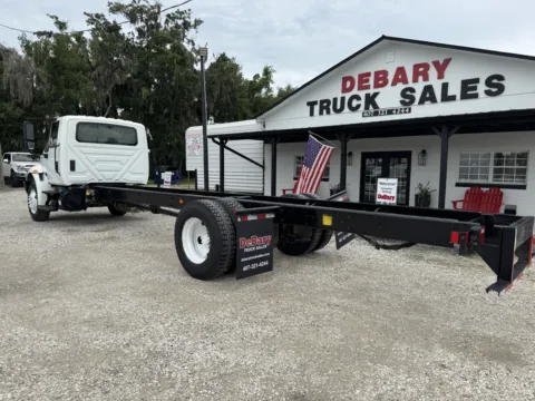 More photos of 2019 International DuraStar 4300 at DeBary Truck Sales, FL